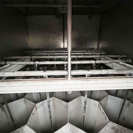 濕電除塵器內部 (1).jpg